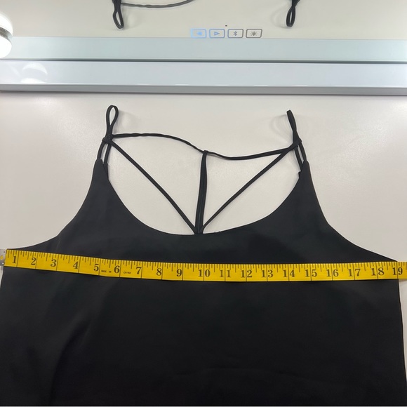 Active USA | NWT | Black Solid Flowy Open-Back Tank Top | Size Medium - Picture 5 of 15